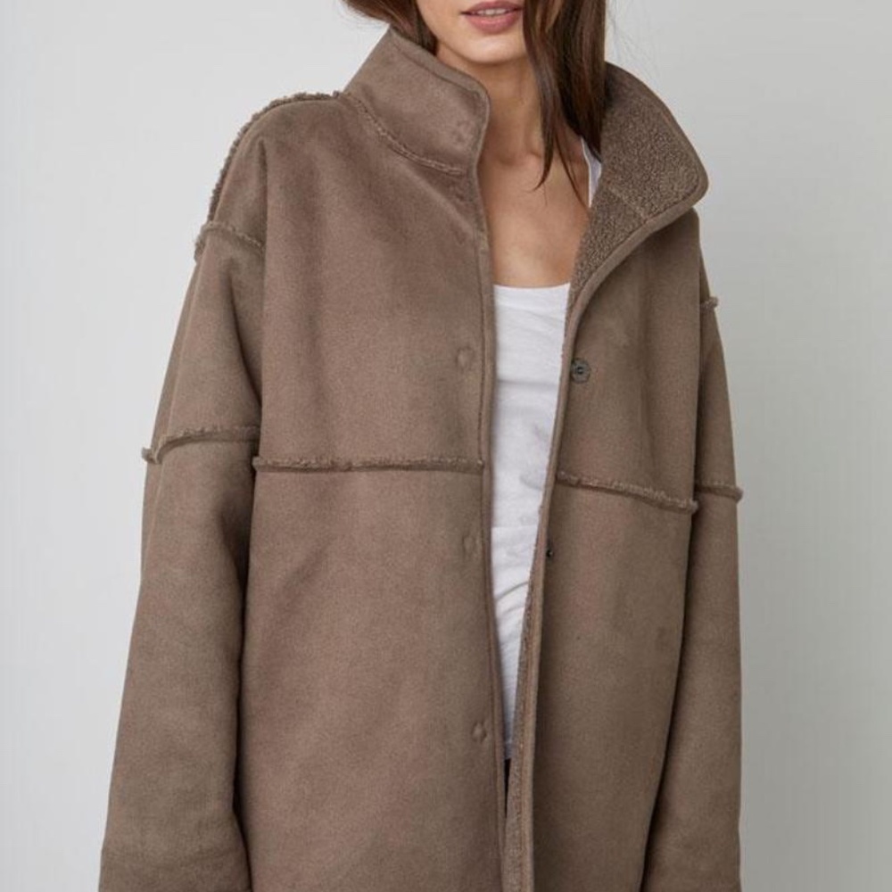 Velvet Albany Reversible Luxe Sherpa Jacket in Mink S